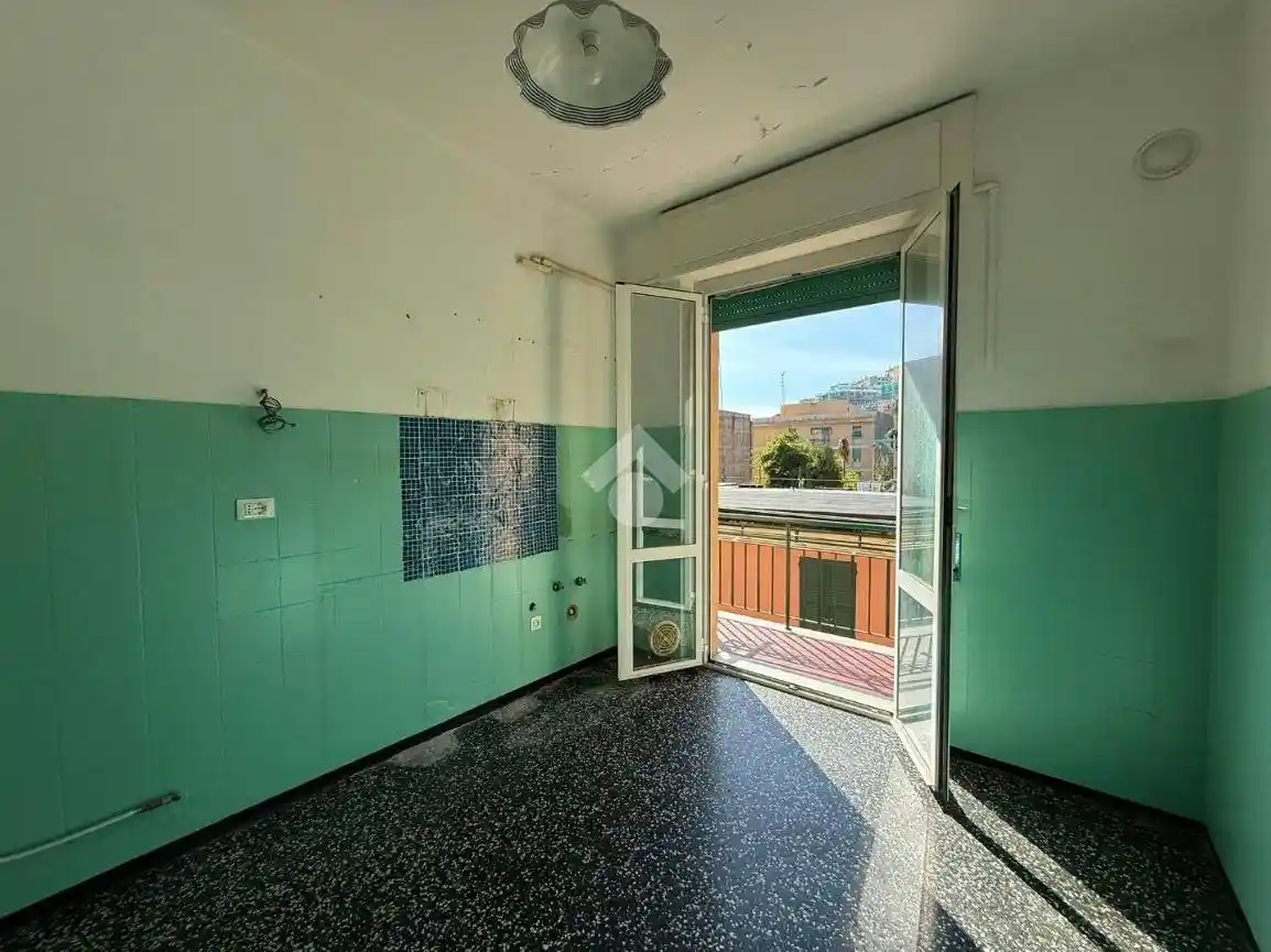 Appartamento in vendita a Genova
