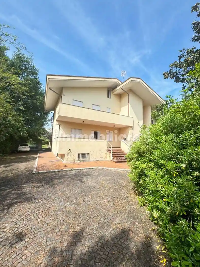 Villa in vendita a Ferentino