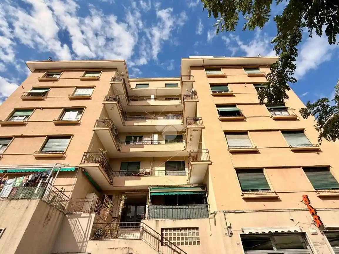 Appartamento in vendita a Genova