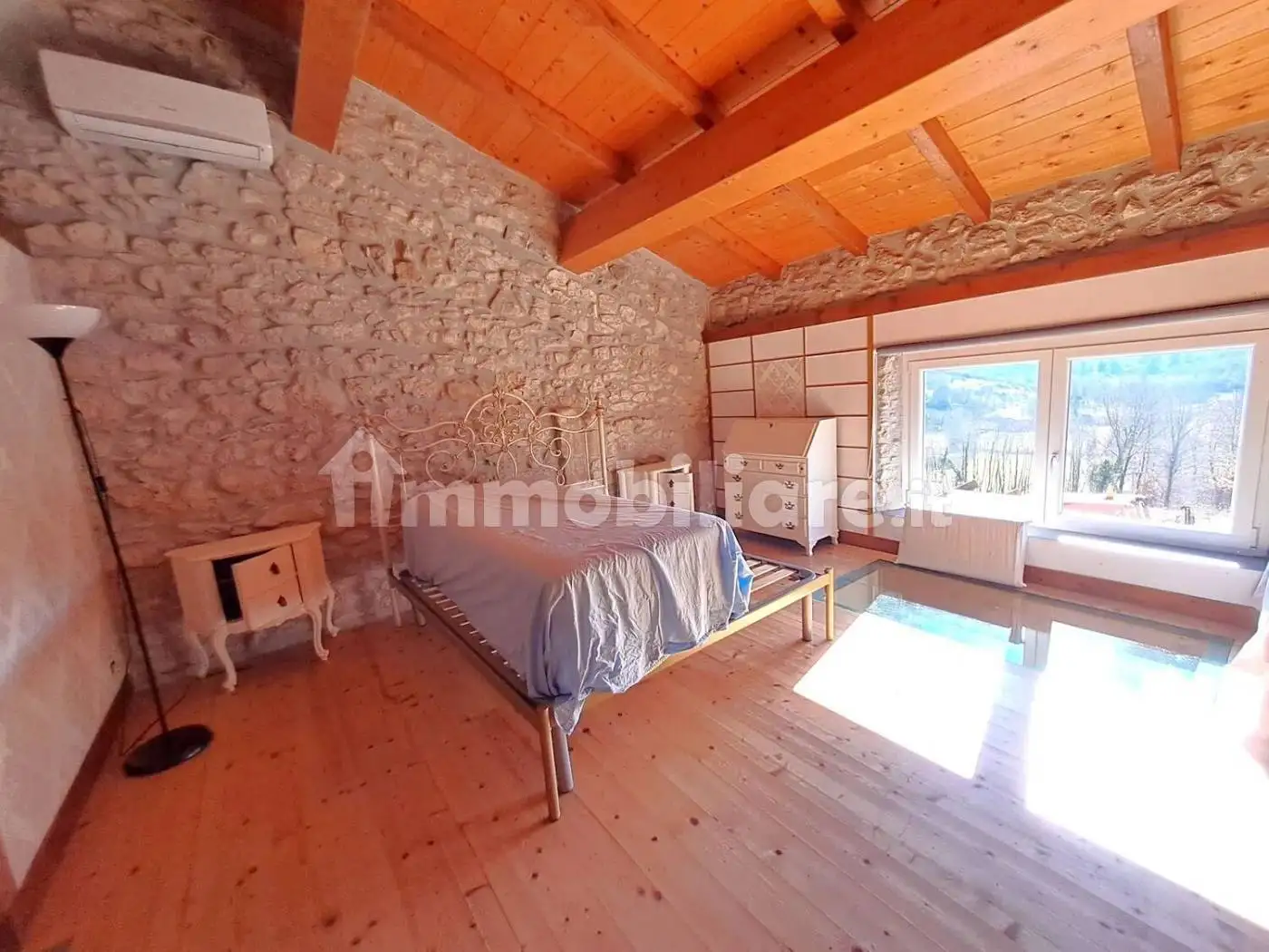 Rustico - Casale in vendita a Pozzaglia Sabina