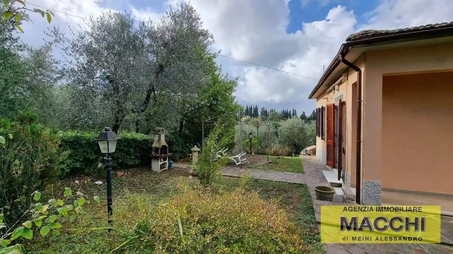 Villa in vendita a Montopoli in Val d'Arno