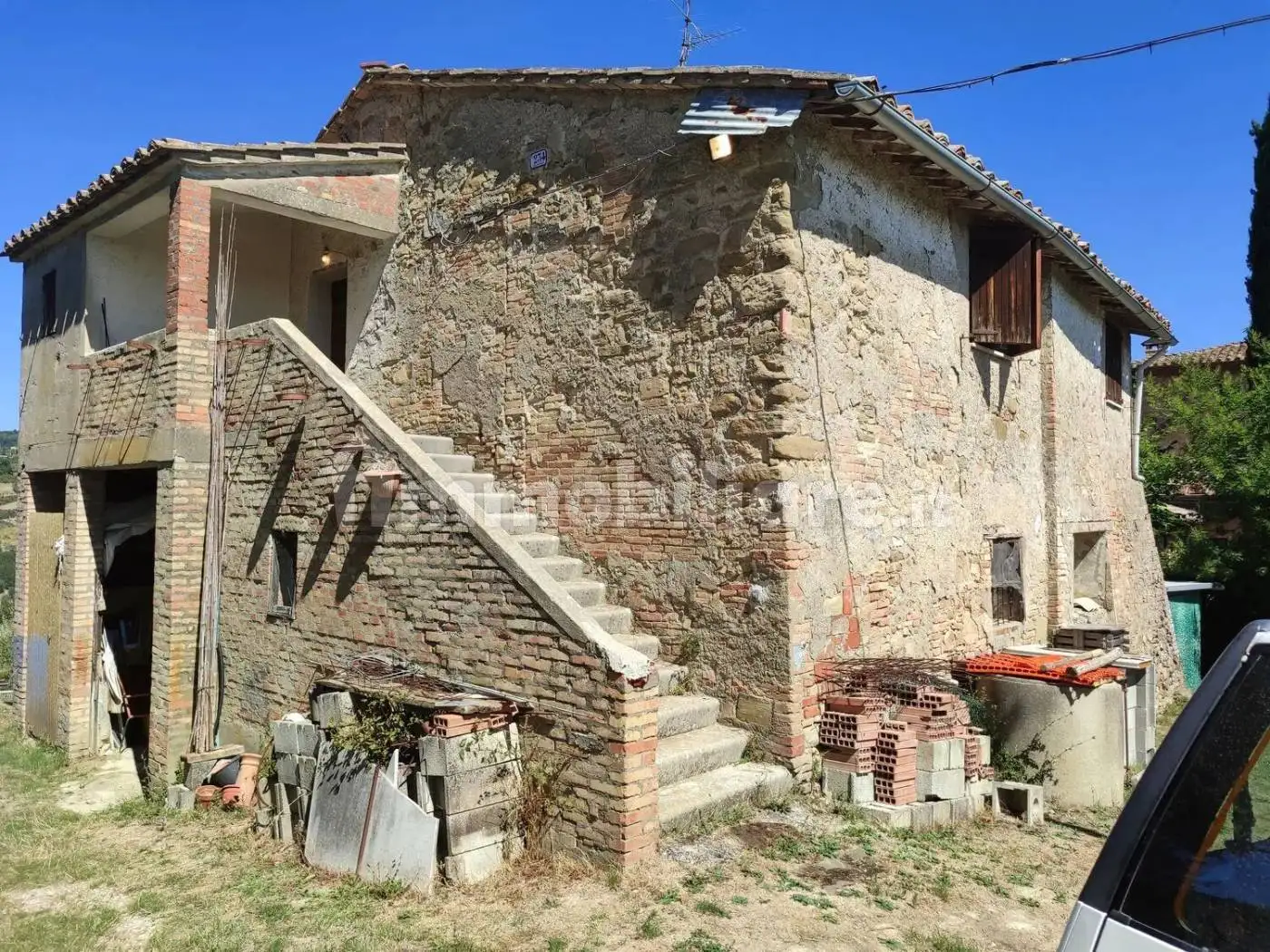 Rustico - Casale in vendita a Perugia