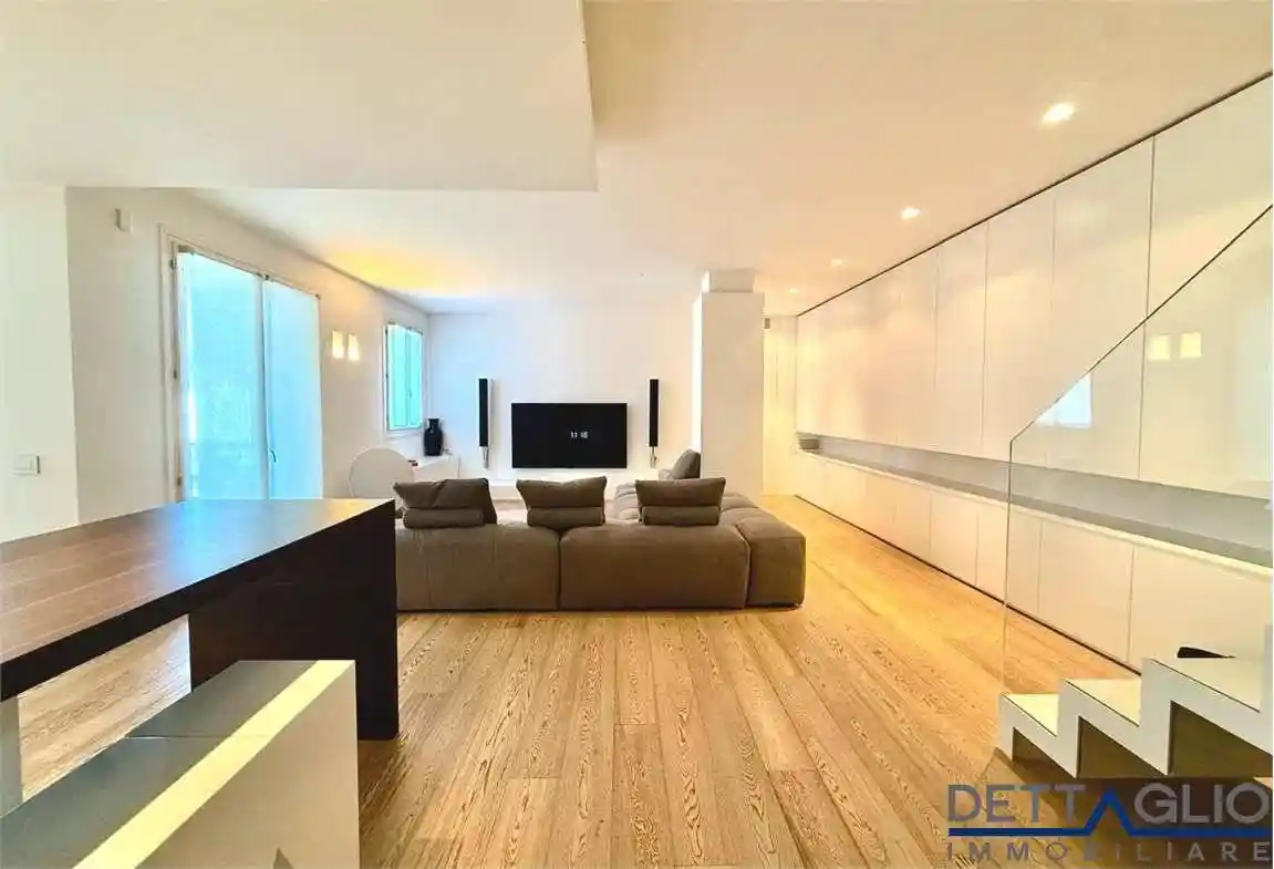 Appartamento in vendita a Venezia