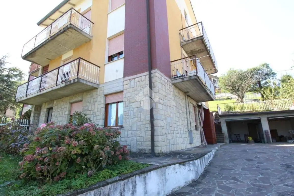 Casa indipendente in vendita a Carpineti