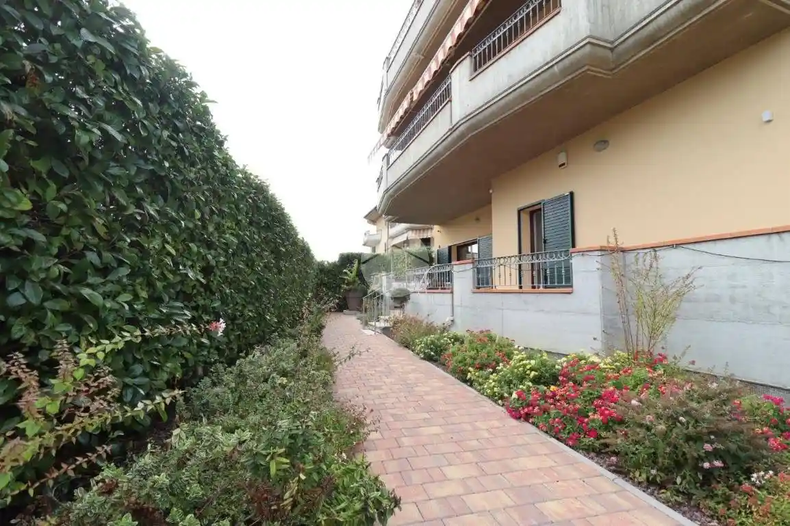 Appartamento via Ruetta Scarafoni 16, Centro, Giulianova - foto 4