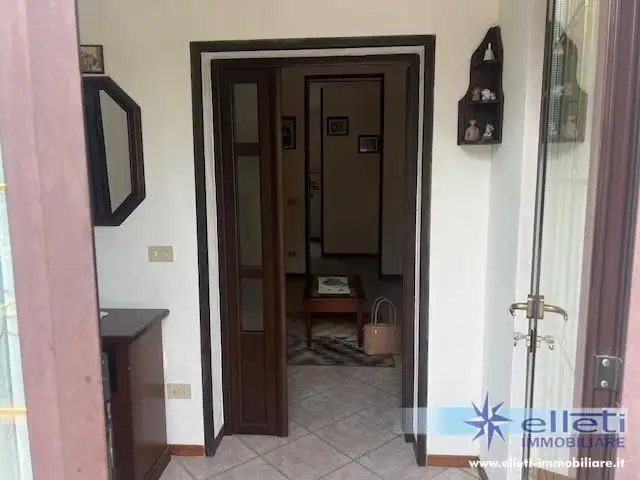 Casa indipendente in vendita a Massa