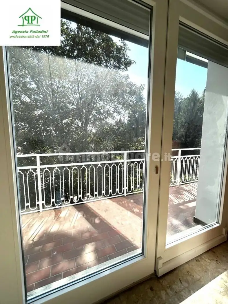 Appartamento in affitto a Varese