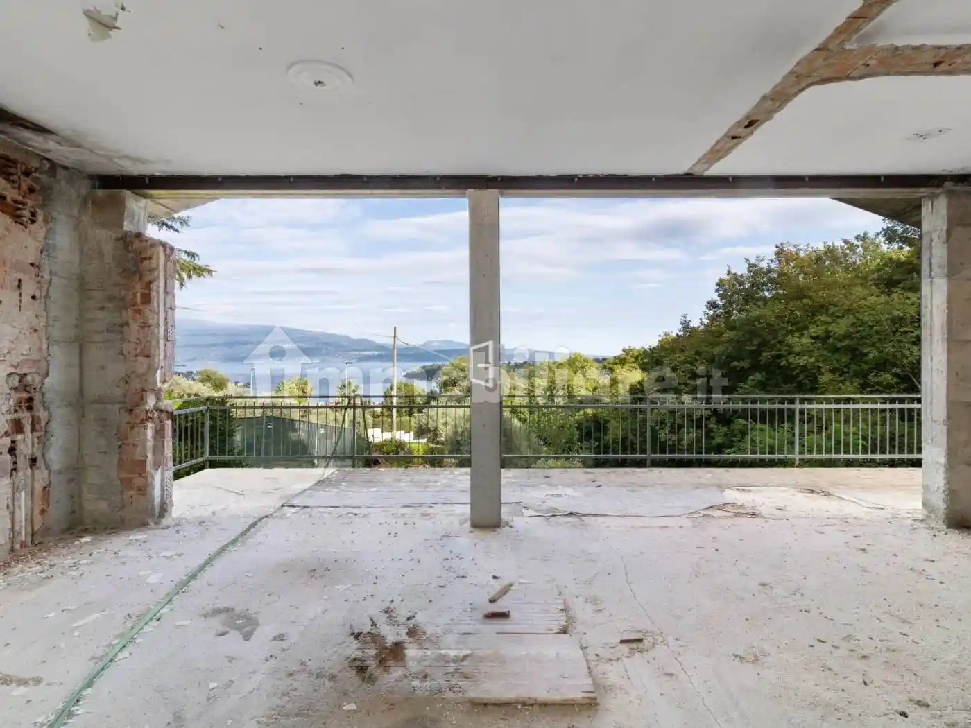 Villa in vendita a Salò