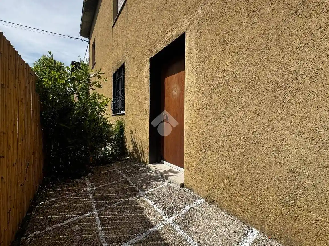 Bilocale via Madonna di Corticella, Marmirolo - Bagno, Reggio Emilia - foto 4