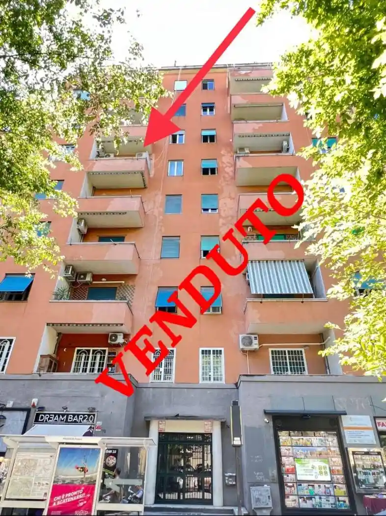 Appartamento in vendita a Roma