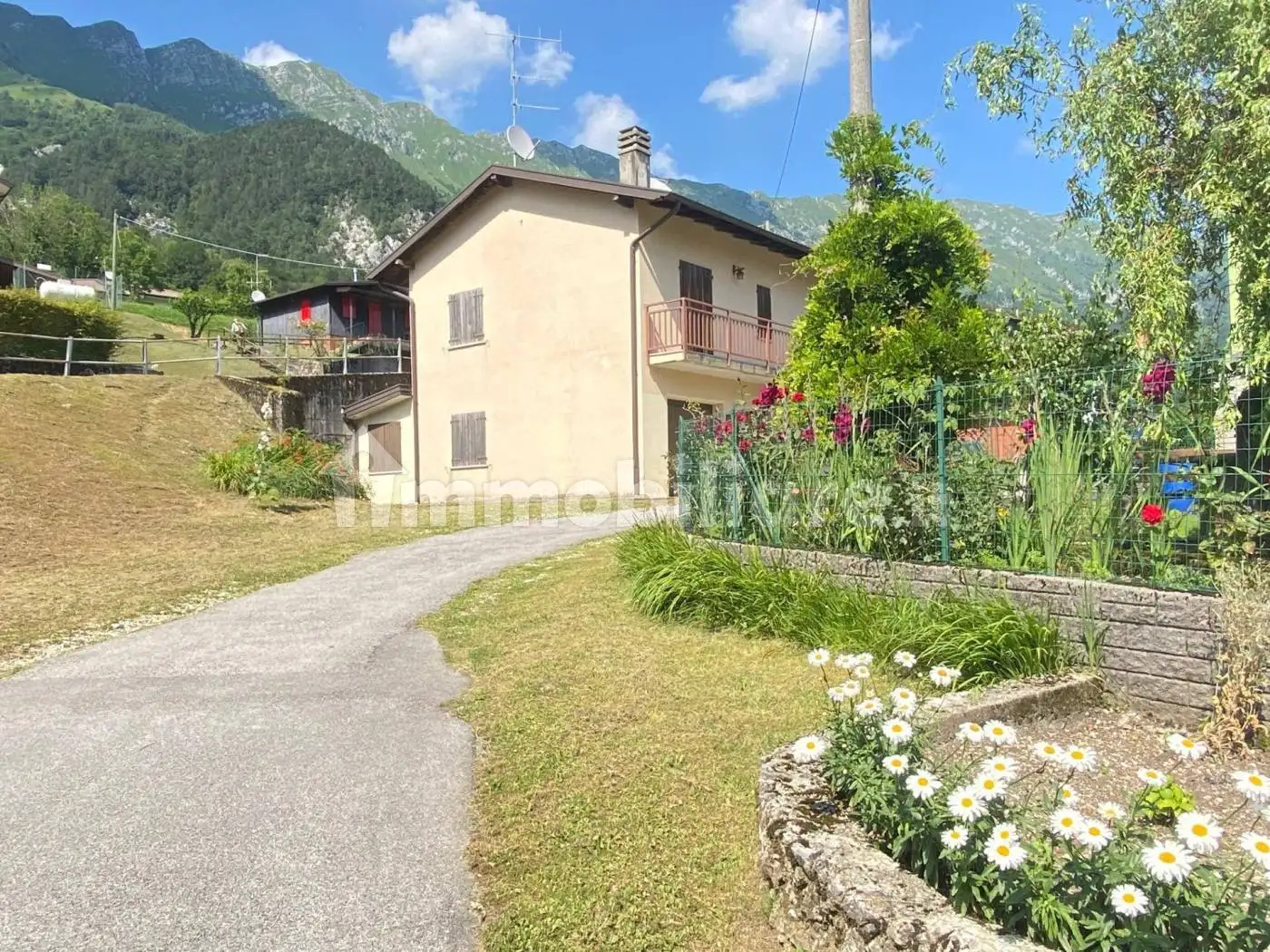 Villa in vendita a Taipana