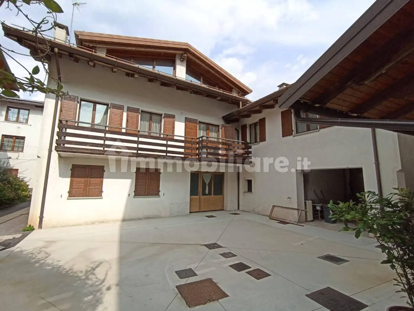 Villa in vendita a Socchieve