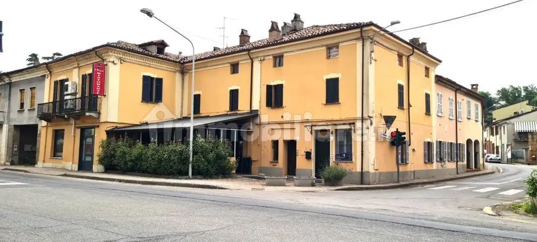 Appartamento in vendita a Montebello della Battaglia