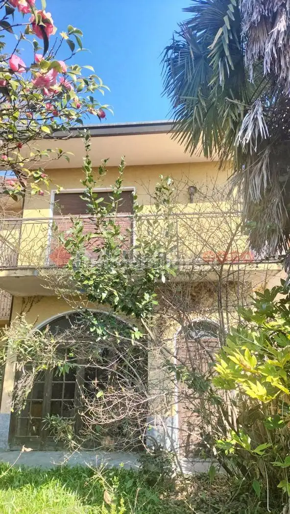 Terratetto unifamiliare via papa giovanni xxiii, Conturbia, Agrate Conturbia - foto 2