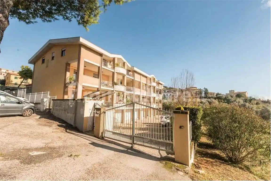 Appartamento via Togliatti, 69, Montesilvano Colle, Montesilvano - foto 2