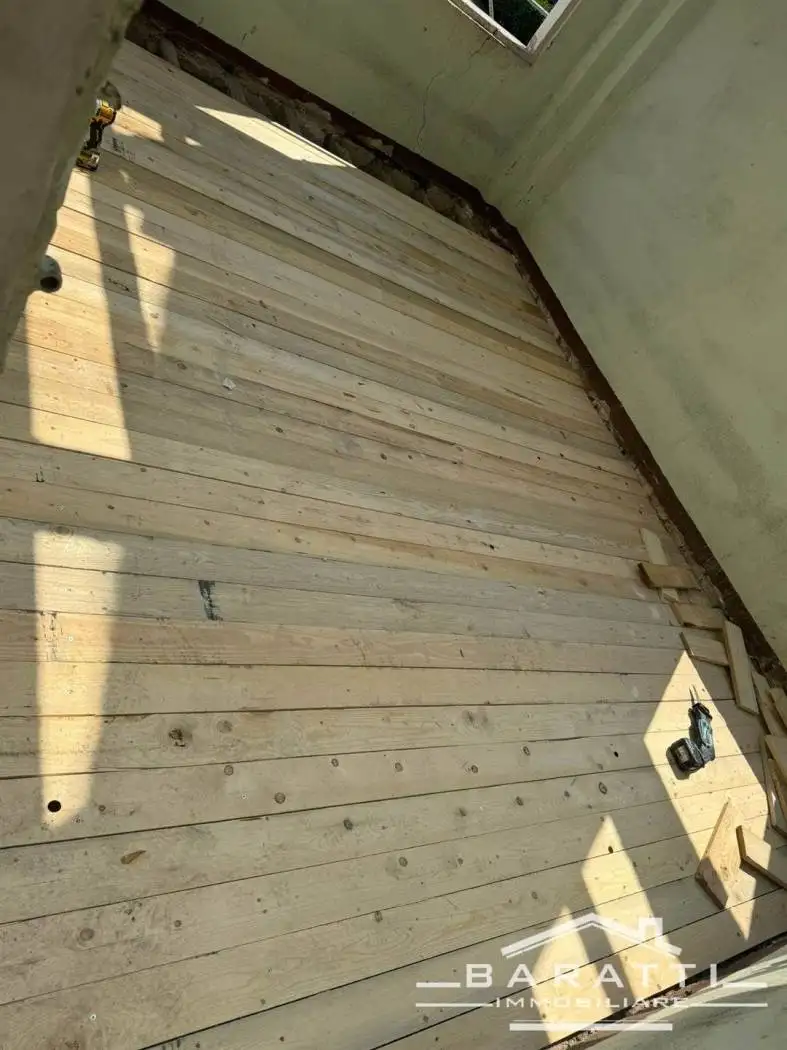 Terratetto unifamiliare 150 m², da ristrutturare, Centro, Castelnovo di Sotto - foto 5