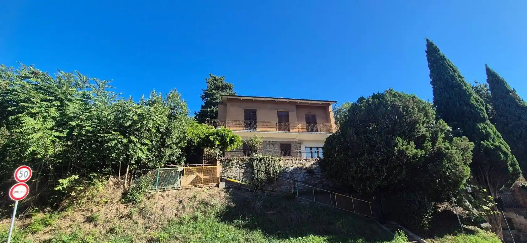 Casa indipendente in vendita a Chiusi