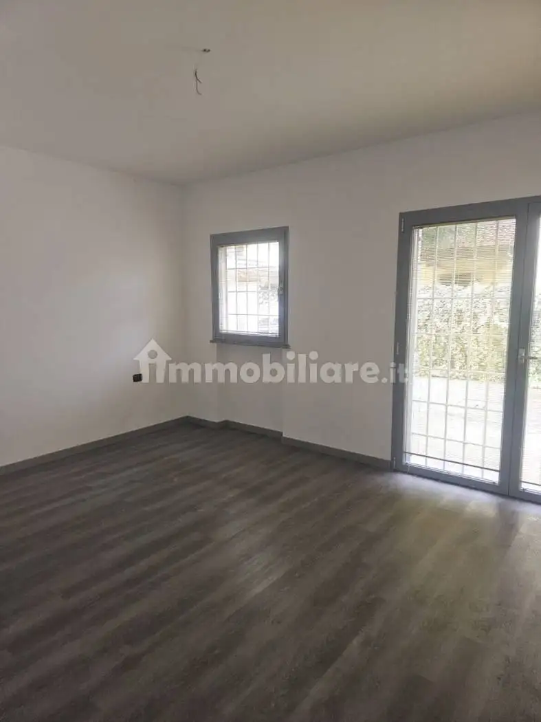 Appartamento in vendita a Gadesco-Pieve Delmona