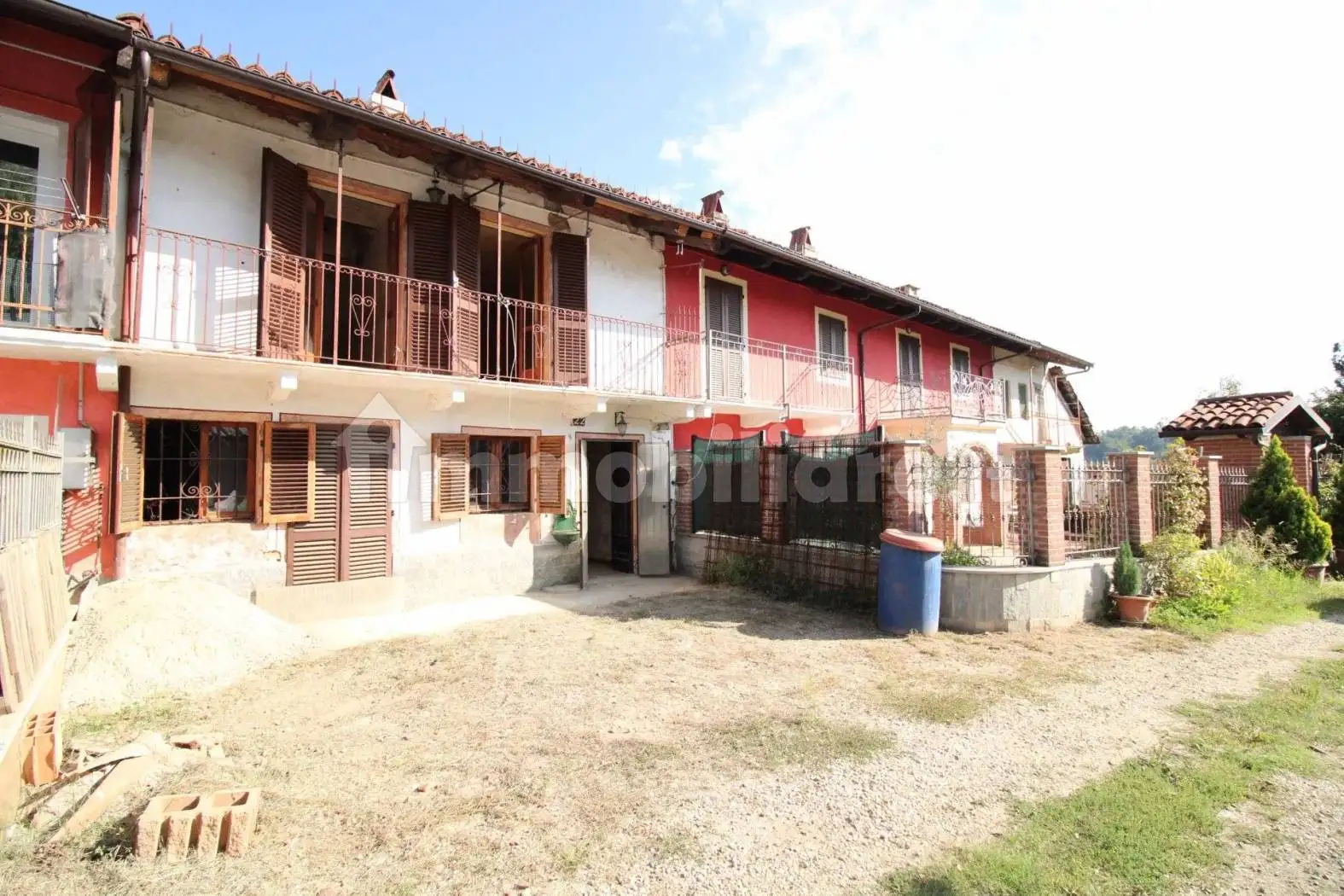 Casa indipendente in vendita a Santo Stefano Roero