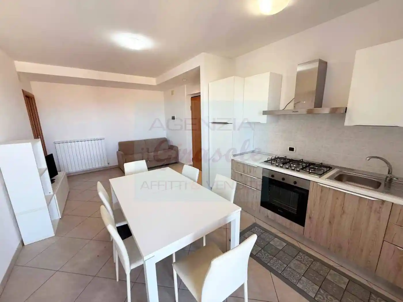 Quadrilocale via Verona 31, Centro, Alba Adriatica - foto 3