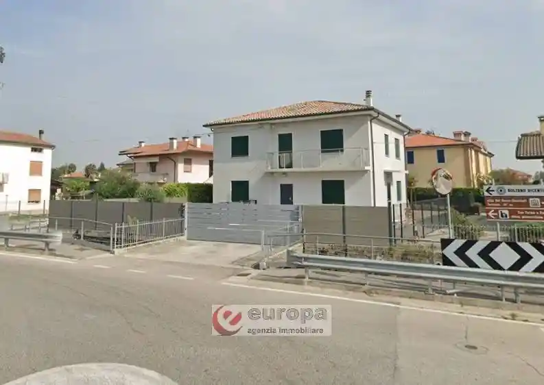 Terratetto unifamiliare 296 m², ottimo stato, Anconetta, Vicenza - foto 3