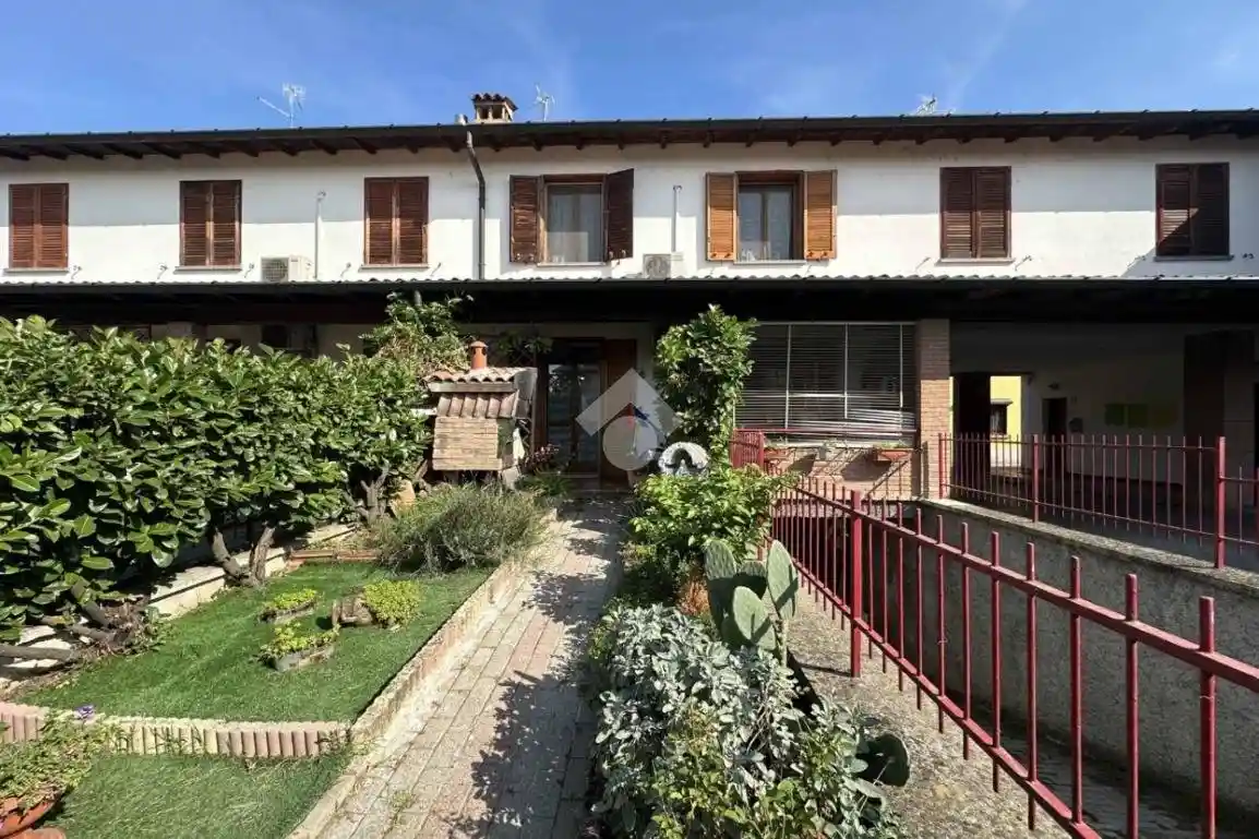 Villetta a schiera - foto 2