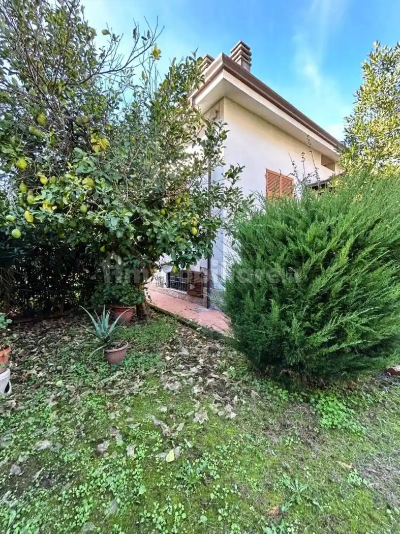 Villa in vendita a La Spezia