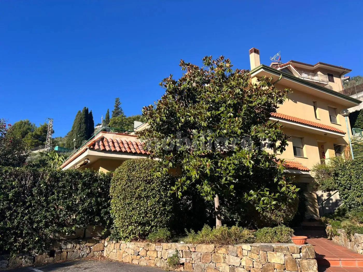 Appartamento in vendita a Vallebona