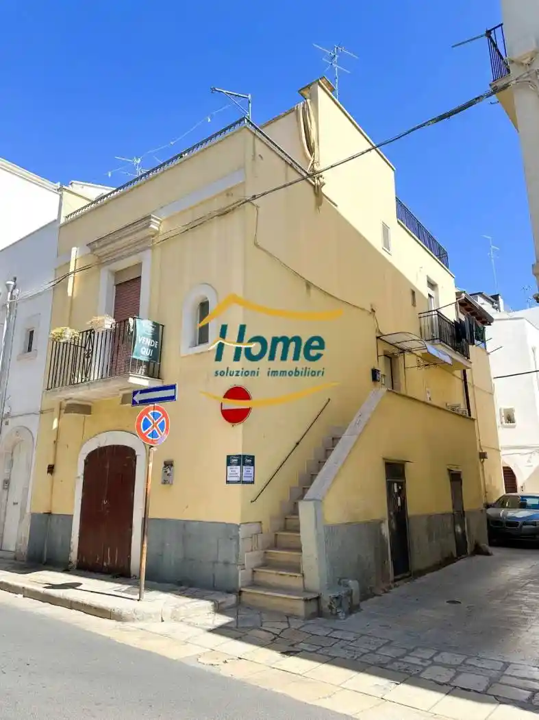 Casa indipendente in vendita a Gioia del Colle