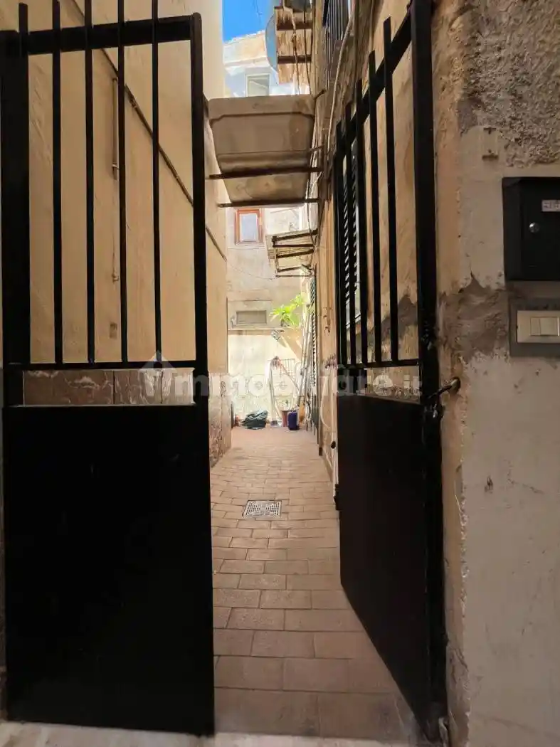 Appartamento in vendita a Palermo