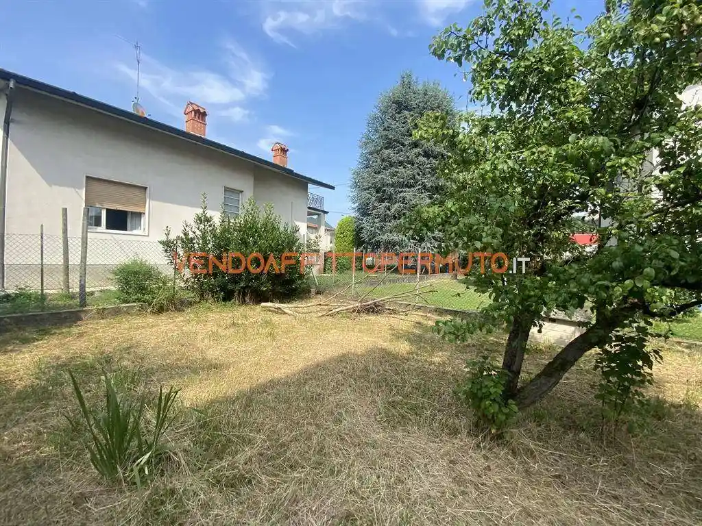 Villa in vendita a Capriolo