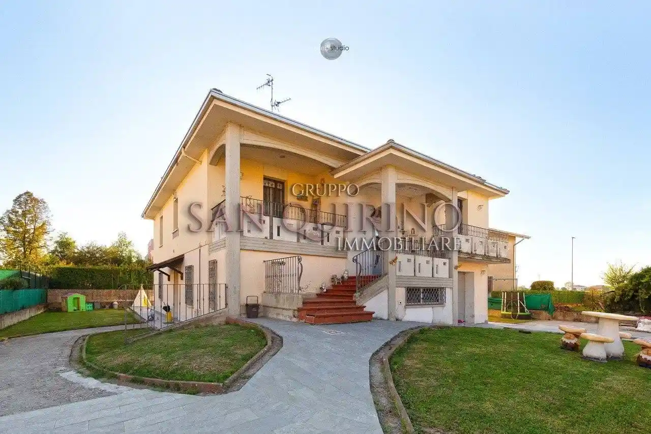 Villa in vendita a Luzzara