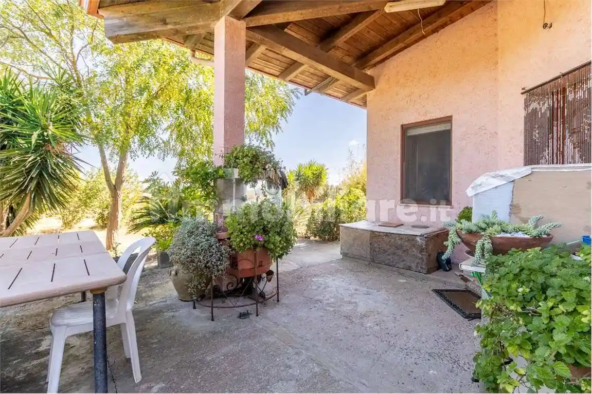 Casa indipendente in vendita a Uta