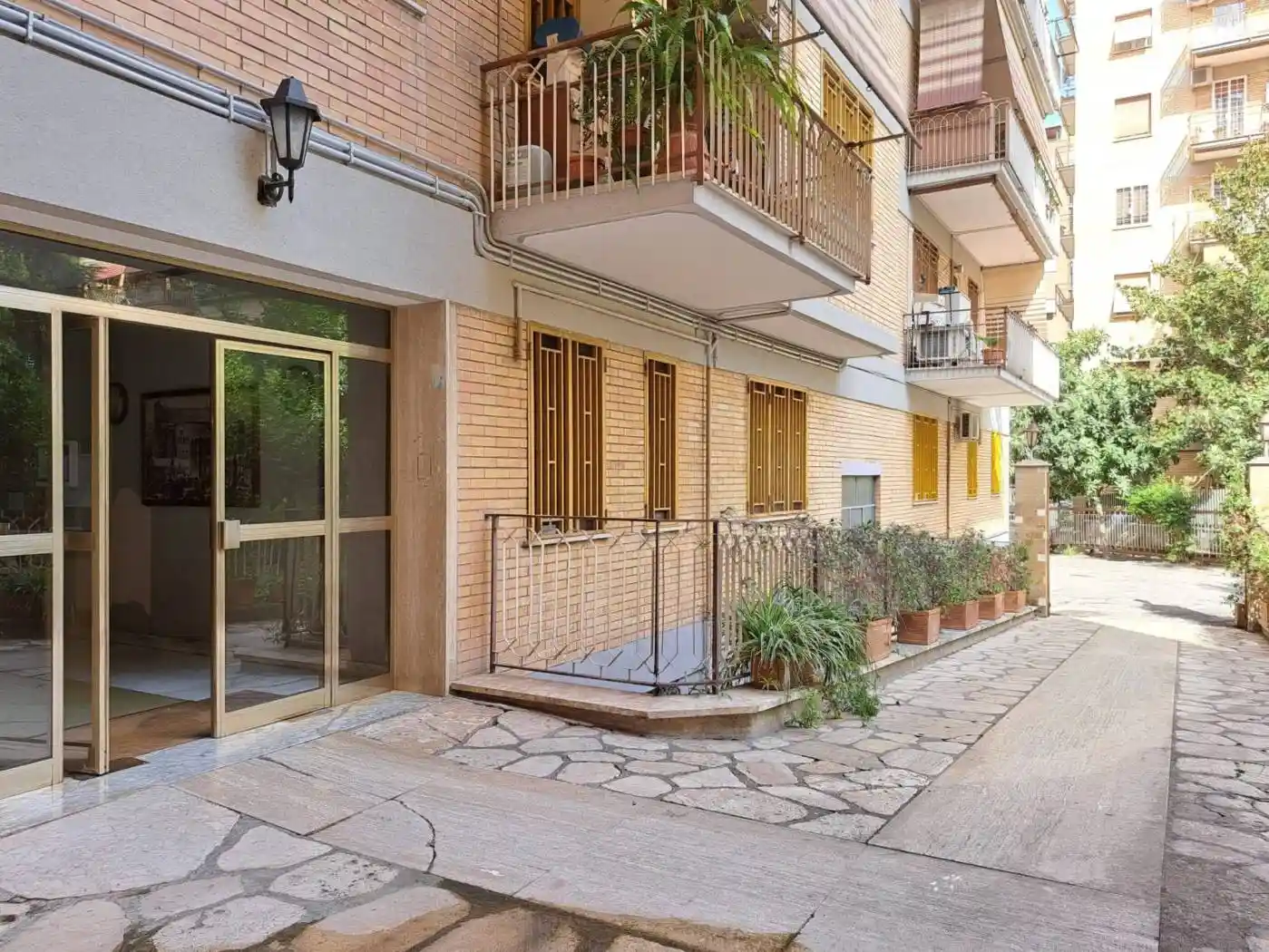 Appartamento in vendita a Roma