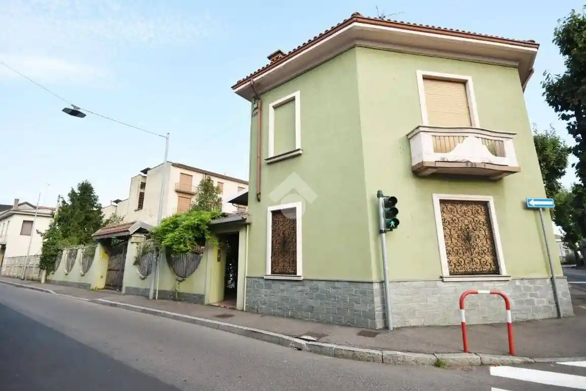 Villa unifamiliare via Evangelista Torricelli, Ospedale, Seregno - foto 2