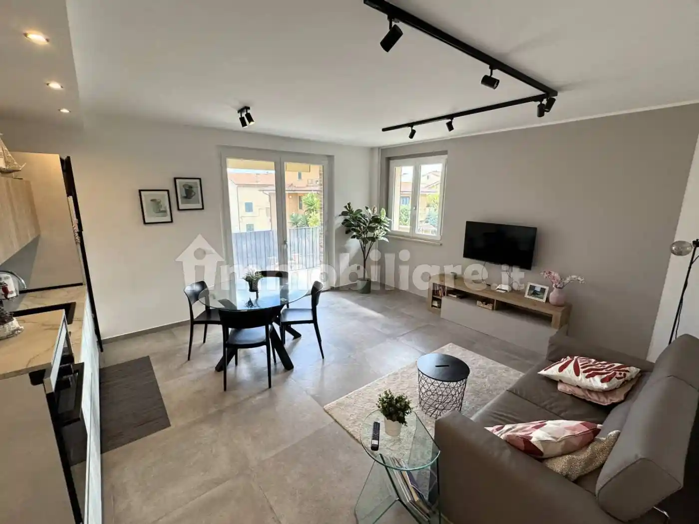 Casa indipendente in vendita a Fermo