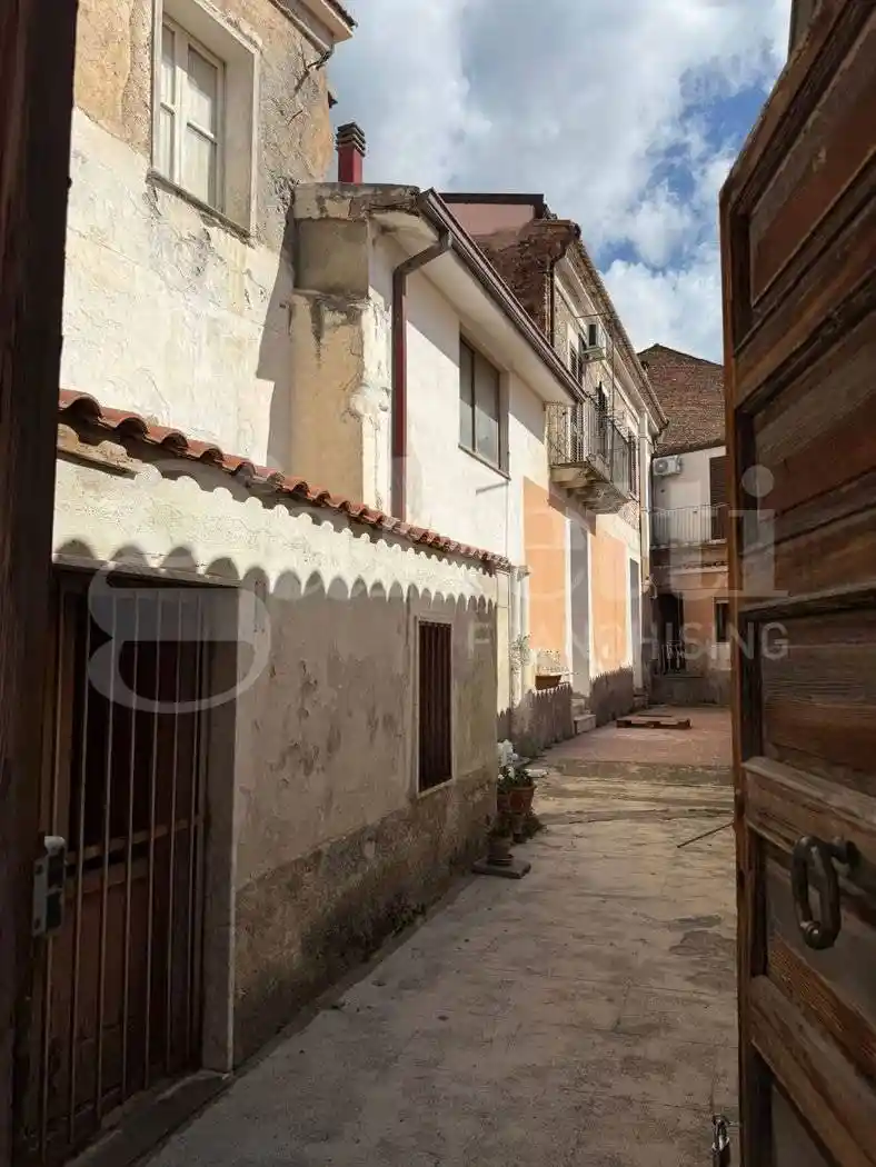 Palazzo - Edificio in Vendita - foto 2