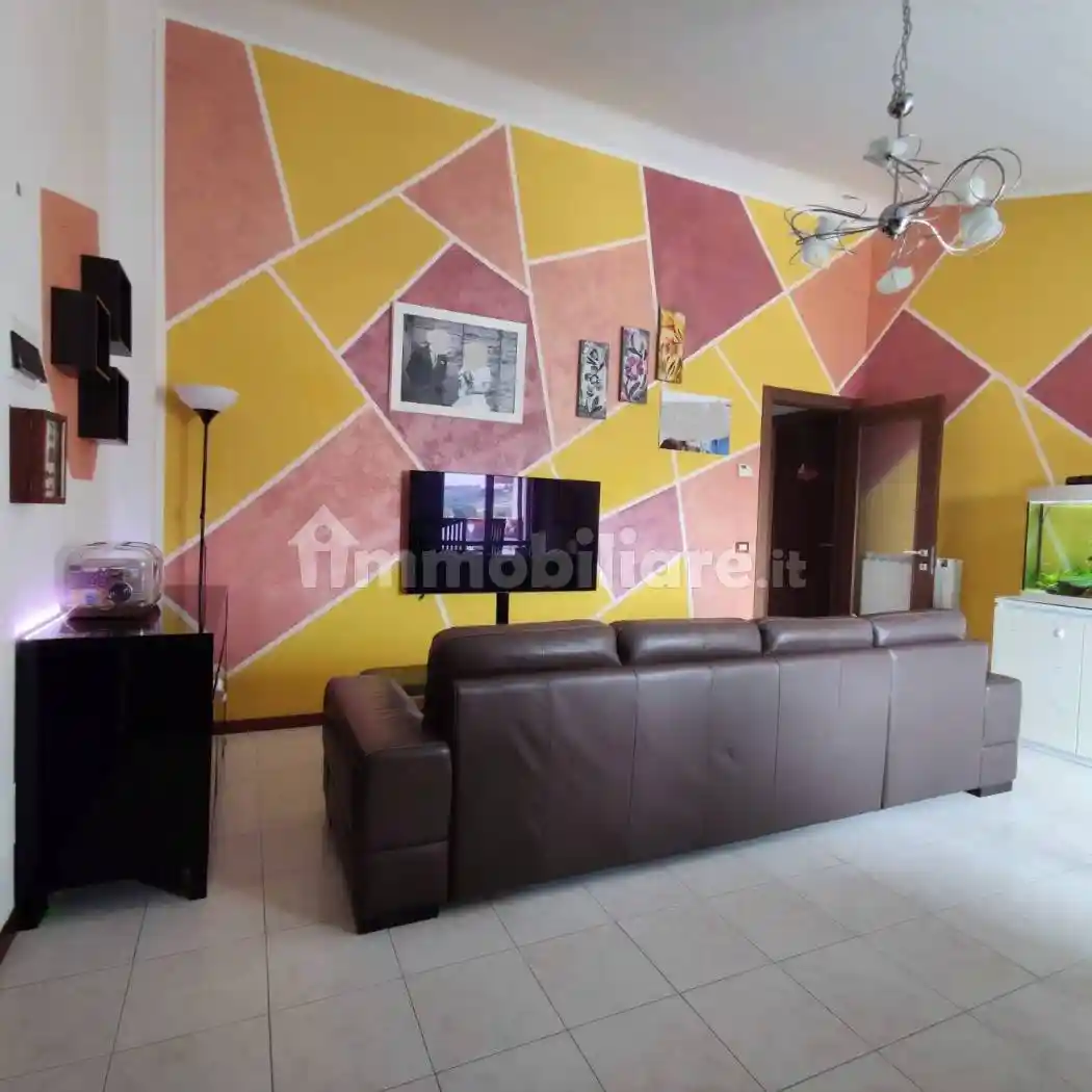 Appartamento in vendita a Trecastelli