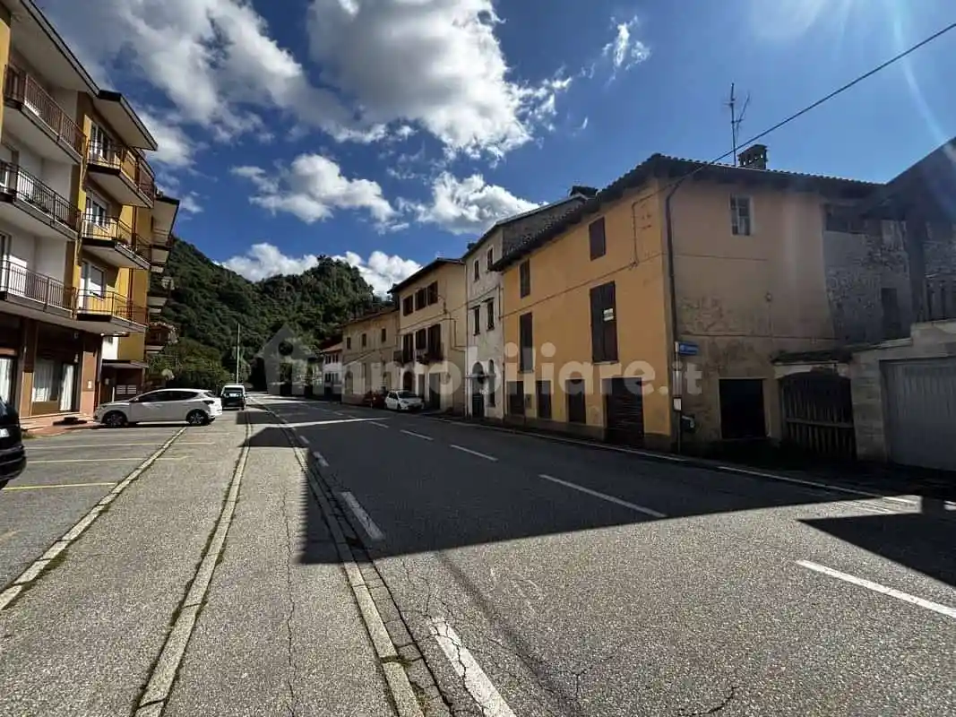 Terratetto plurifamiliare via Fratelli Varalli 46, Roccapietra, Varallo - foto 5