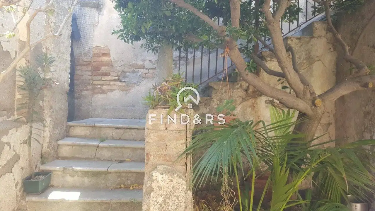 Casa indipendente in vendita a Reggio Calabria