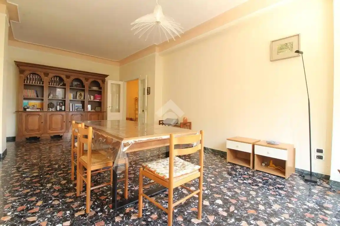 Quadrilocale via Nicola Fabrizi 189, Piazza Salotto - Corso Umberto, Pescara - foto 2