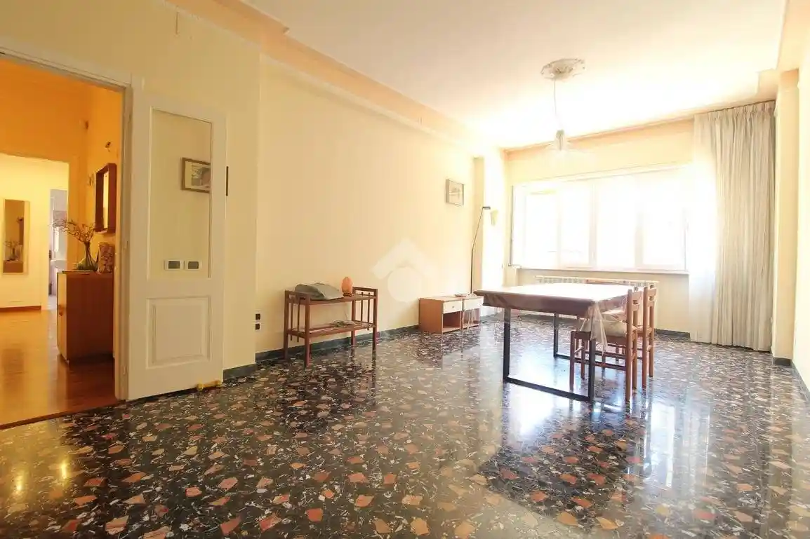 Quadrilocale via Nicola Fabrizi 189, Piazza Salotto - Corso Umberto, Pescara - foto 4