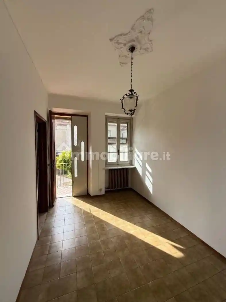 Appartamento in vendita a Trecate