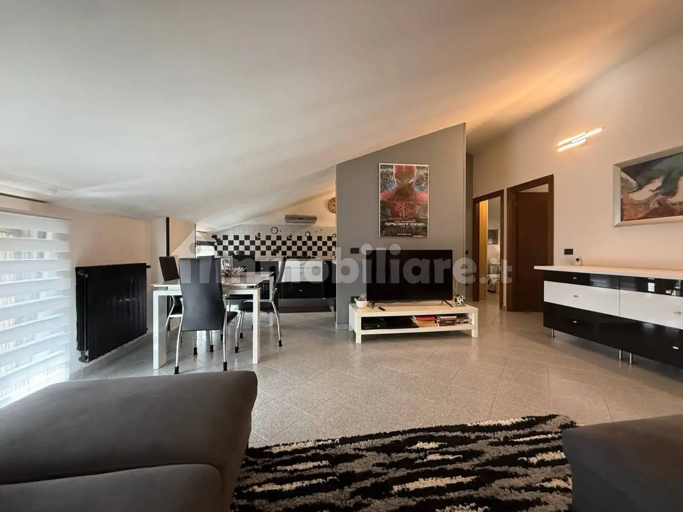 Quadrilocale via Don Luigi Sturzo 125, Centro, Alzate Brianza - foto 5