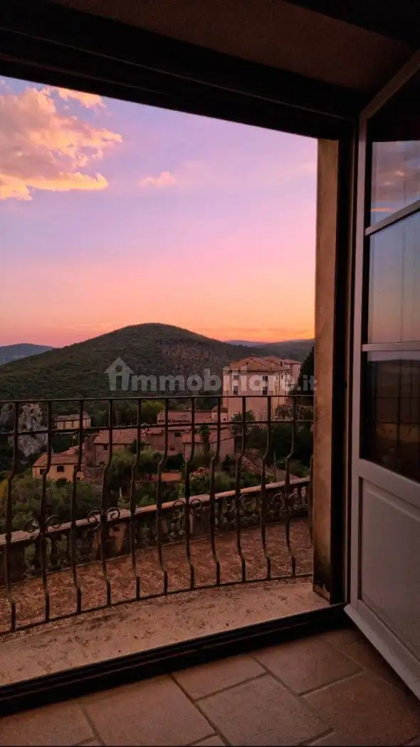 Quadrilocale via Giuseppe Garibaldi 20, Centro, Amelia - foto 4