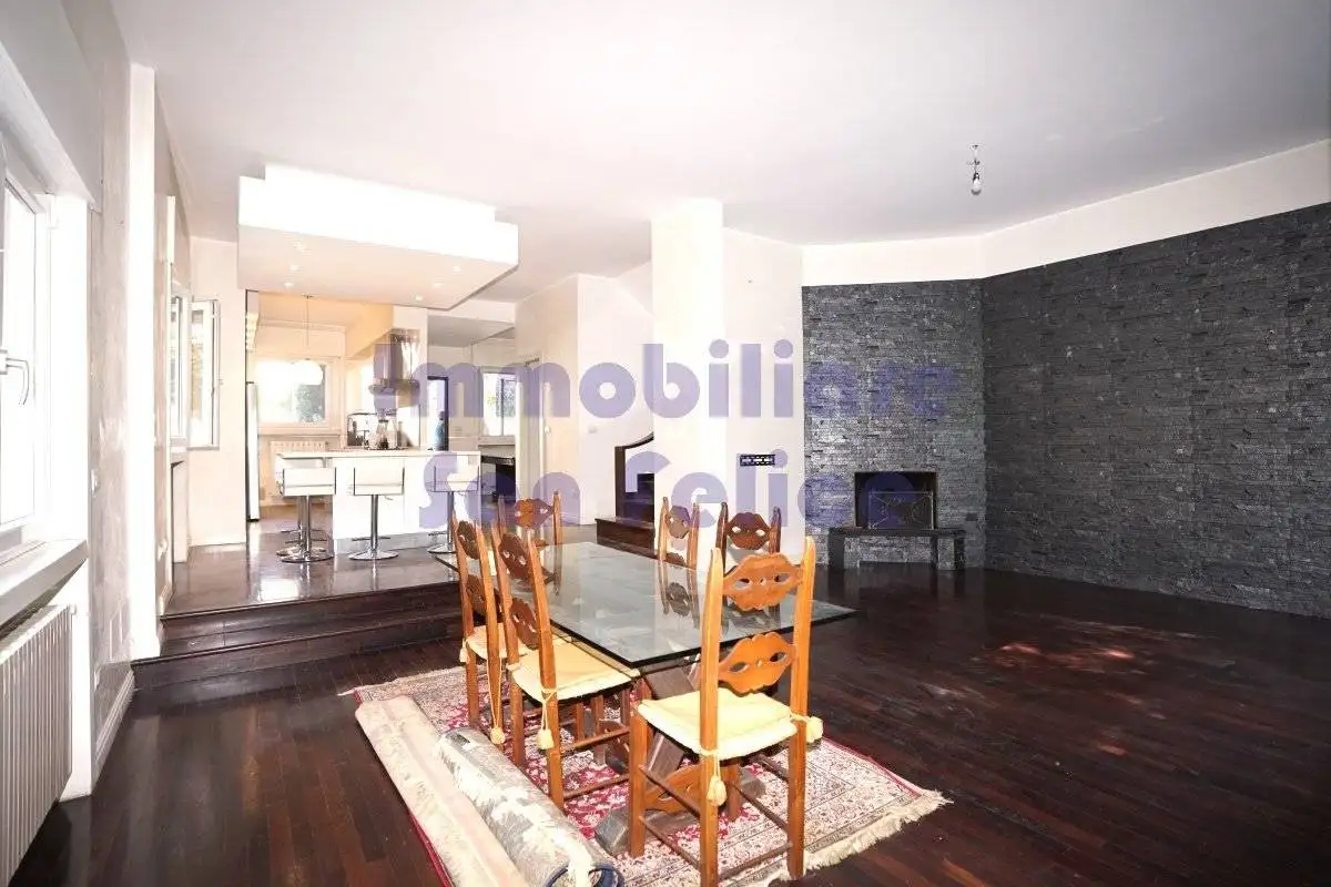 Villa in vendita a Segrate