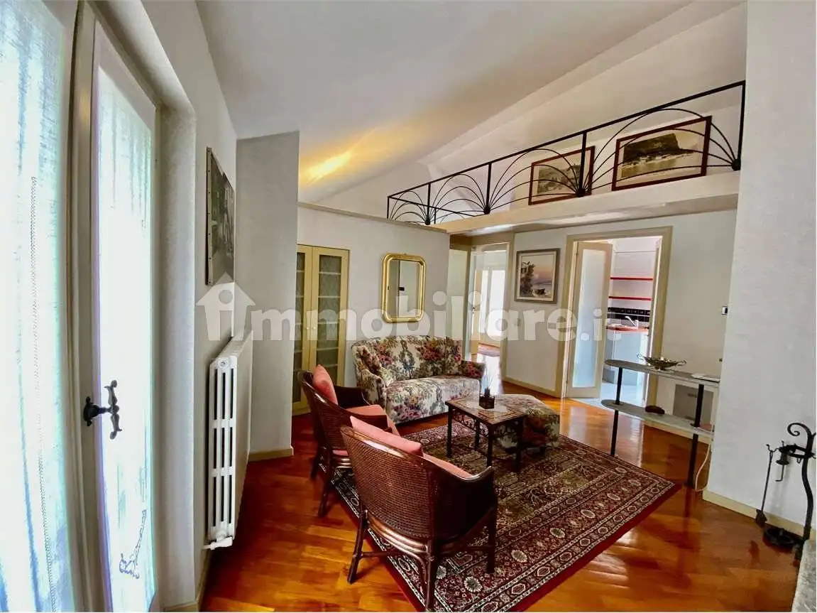 Appartamento in affitto a Valmadrera