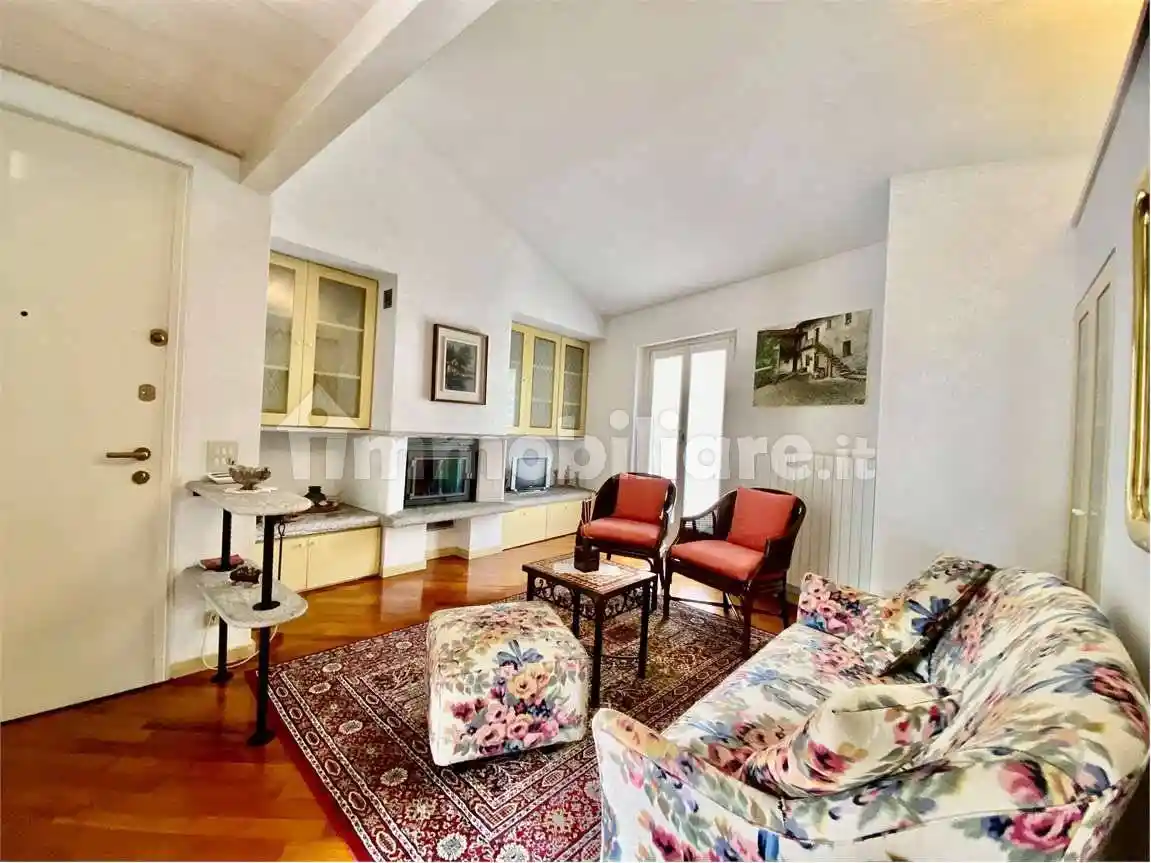 Bilocale buono stato, secondo piano, Valmadrera - foto 2