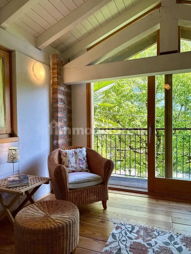 Appartamento in affitto a Luino