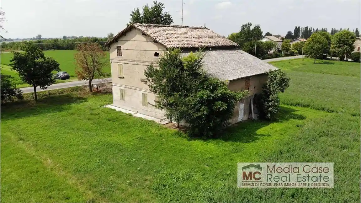 Rustico - Casale in vendita a Cadelbosco di Sopra